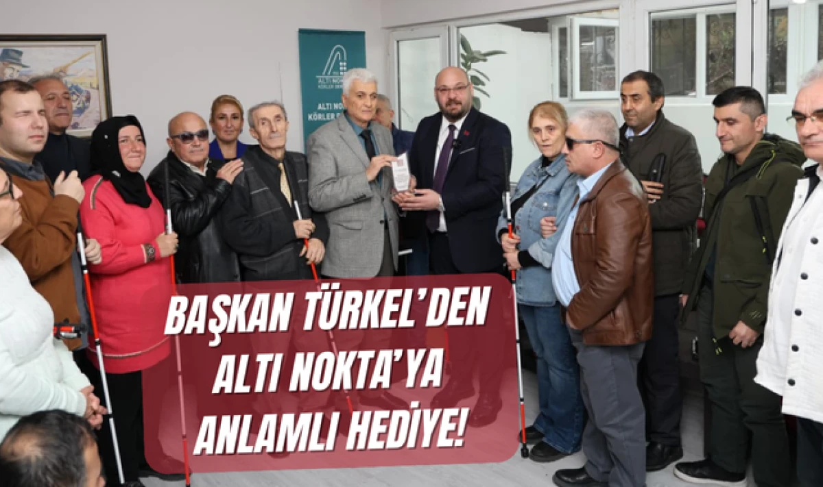 Serhat Türkel'den Altı Nokta Körler Derneğine 40 Beyaz Baston Hediye!